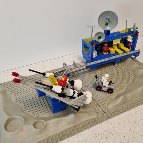 Lego beta command base set - lego,