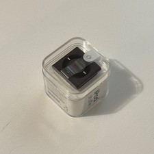 Apple iPod Shuffle 2GB + Box, papers and cable