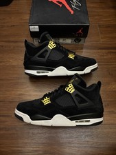 Nike Air Jordan 4 Retro