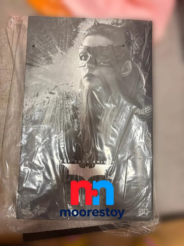 Hot toys mms627 batman - hot,