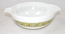Vintage Pyrex Mixing Bowl 1966