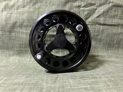 Reel loop model fly - loop, 4