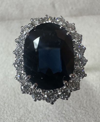 Anello oro bianco con - 18, kt.