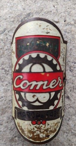 Fregio stemma comer bici - comer, epoca