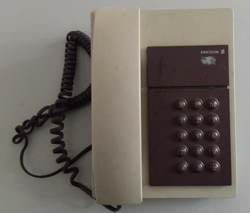 Vecchio telefono ericksson - vecchio,