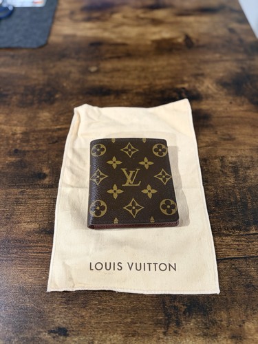 Louis vuitton monogram - lv,