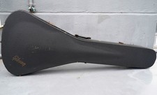 Rara custodia per chitarra