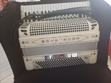 Bellissima fisarmonica bianca 120 bassi della Excelsior 
