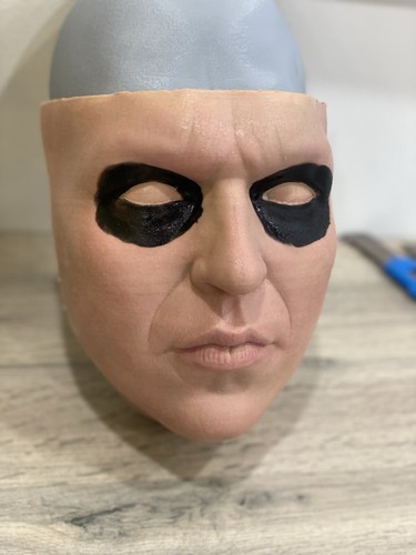 Batman cowl keaton silicone - batman,