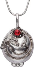 Collana con ciondolo apertura