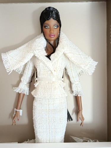 Fashion royalty janay mother - royalty,