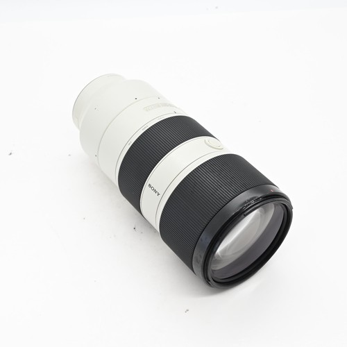 Sony 200mm 8 - 70-200mm, f2.8