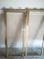 Finestre in alluminio e tapparelle.