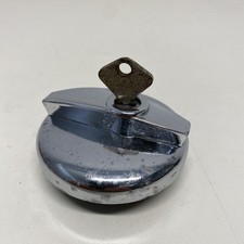 FIAT 124 COUPE/SPIDER TAPPO CROMATO SERBATOIO CARBURANTE CON CHIAVE OEM 1064049,