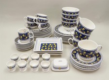 SET DI STOVIGLIE 48 PEZZI