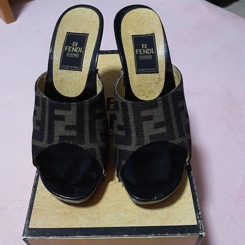 Fendi zucca sandali mulo - sandali,