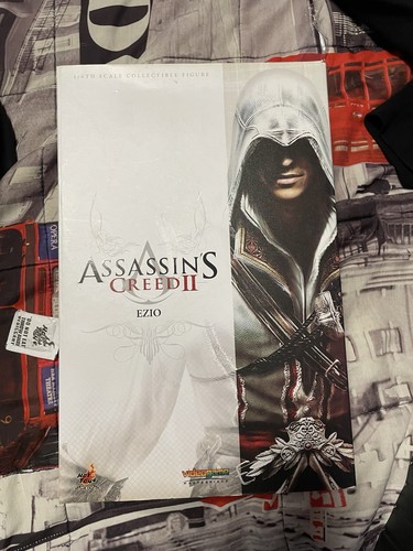Hot toys assassin creed - assassin’s,