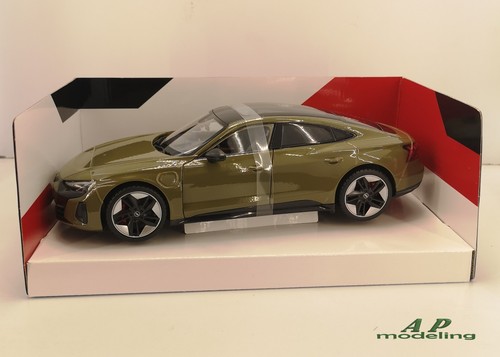 Modellino auto scala - auto, 1/18