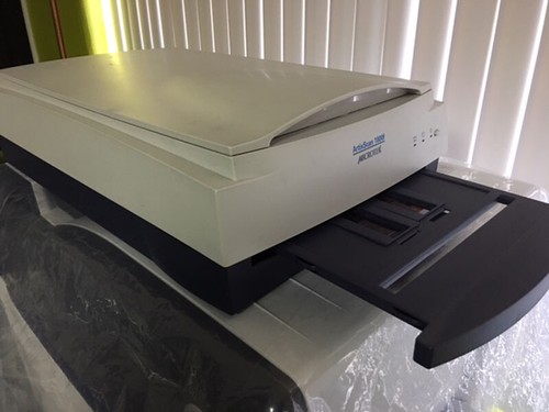 Flatbed scanner - flatbed,