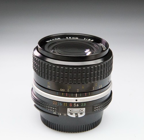 Nikon nikkor 3 - nikkor, 28