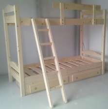 Letto a castello in pino con doghe in abete con scala e 2 cassettoni, NUOVO