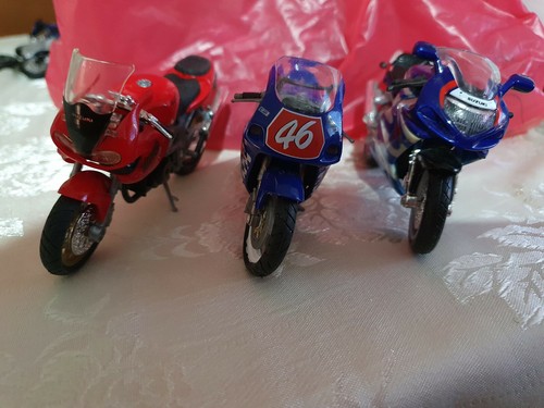 Modellino moto suzuki scala - moto,