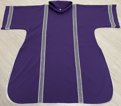 Dalmatica viola con