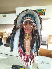 Maschera Volto Indiano D'America in cera con piume autentiche. 