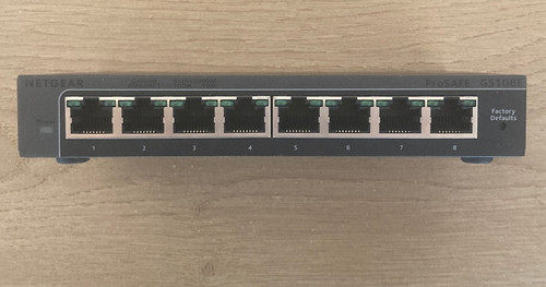 Switch porte netgear - 8,