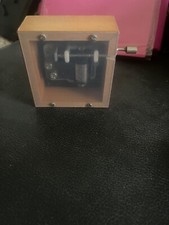 scatola in legno con carllon che suona motivo Strangers in the night