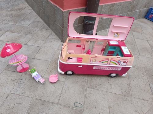 Camper barbie hallo kitty - barbie,
