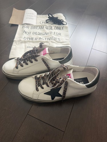 Star donna con stella nera - hi,