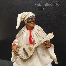 Pulcinella vestito Cm 16 su botte Terracotta e stoffa in Stile Napoletana 700' 