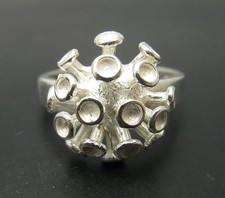 Anello stravagante vero