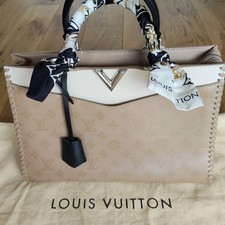 Borsa Louis Vuitton molto zip