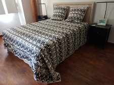 Blanc D'ivoire Set Copriletto Grande Imbottito + 2 Cuscini Plaid Nero Bianco