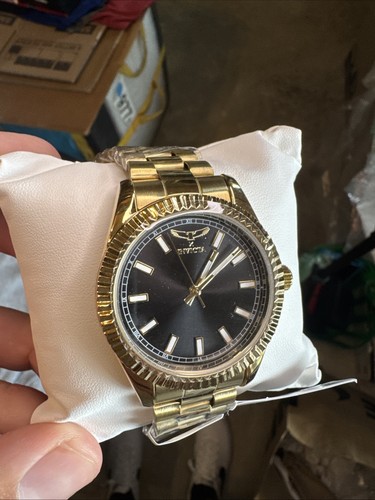 Nuovissimo orologio uomo