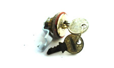 DOOR LOCK SIDE BONNET VESPA