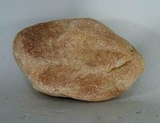 Pietra rosa dal mare di