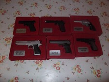 LOTTO 17 MODELLINI PISTOLA-FABBRI EDITORE