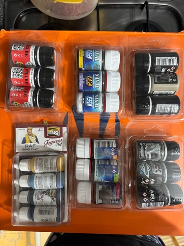 Colori per modellismo - per, ak