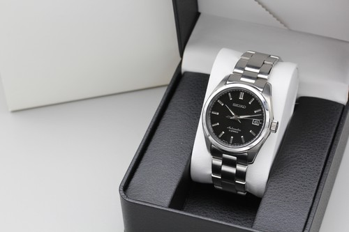 Quasi come nuovo - [], orologio