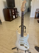 Fender mexican stratocaster - fender,