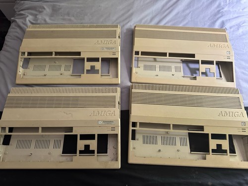 Custodie commodore amiga - custodie,