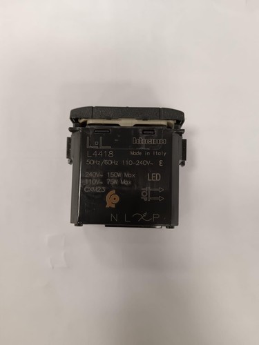 Dimmer universale pulsante - dimmer,