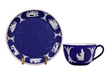 Antico piattino tazza