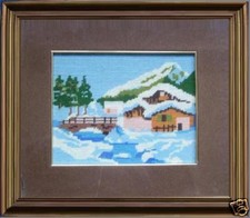 quadro punto croce paesaggio d'inverno cornice dorata