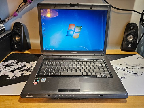 Computer portatile toshiba - computer,