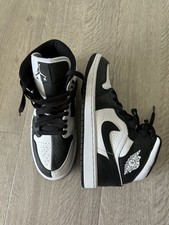 Nike Air Jordan 1 Mid SE