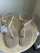 Sandali infradito Mango tacco